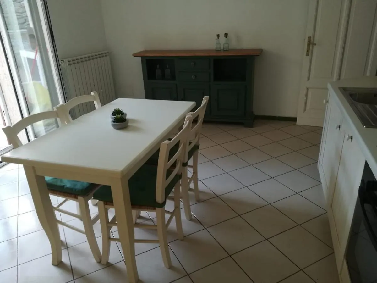 Appartamento La casa di Via Defferrari Noli Italia